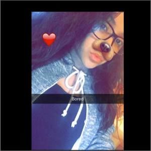 Meet your Posher, Fatima